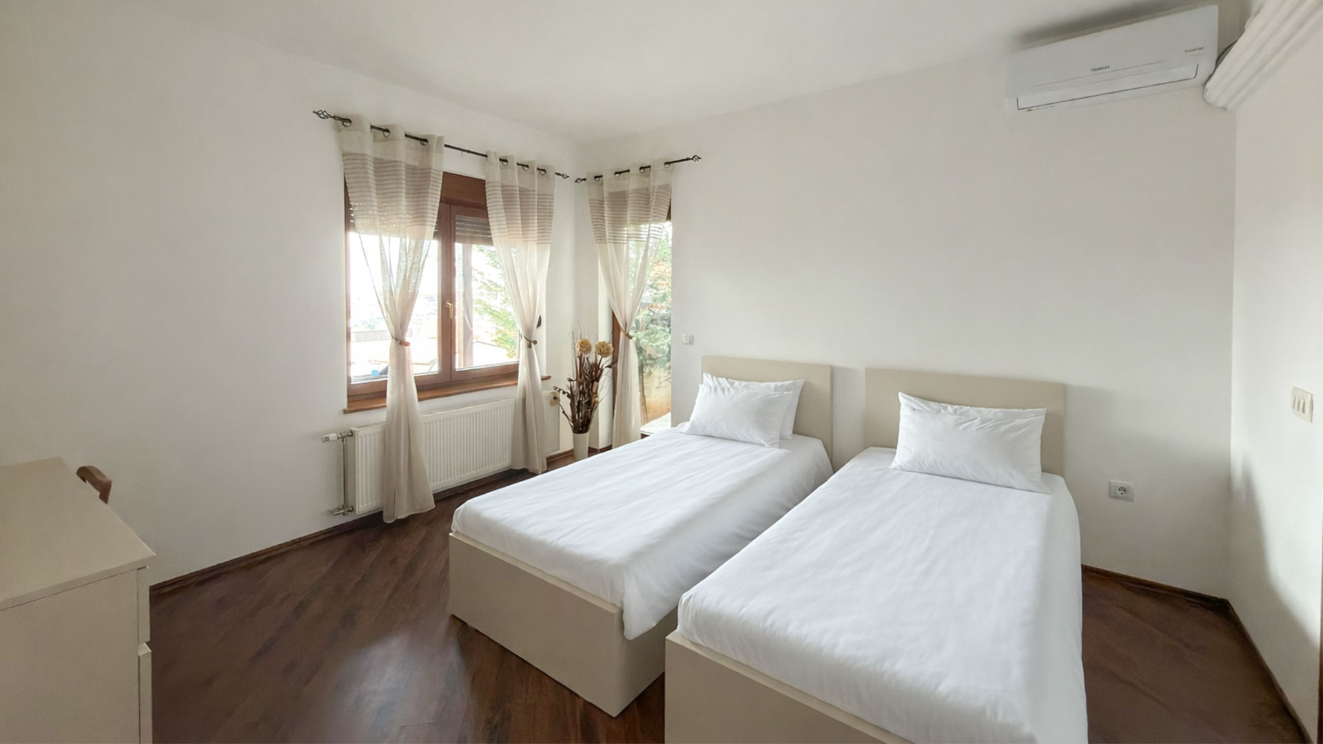 Twin Single Room View 1